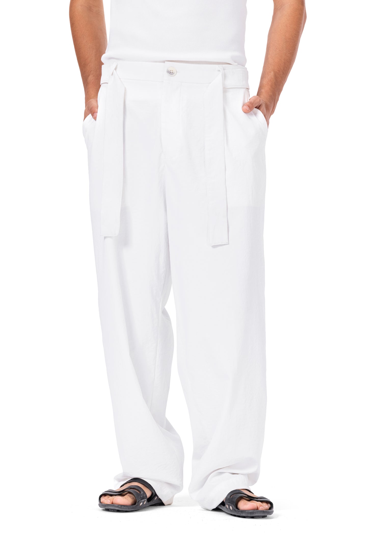 TAILORED PANTS (WITH BELT)